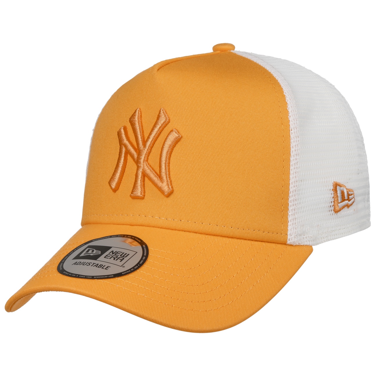 NY Yankees League Ess Trucker Cap by New Era