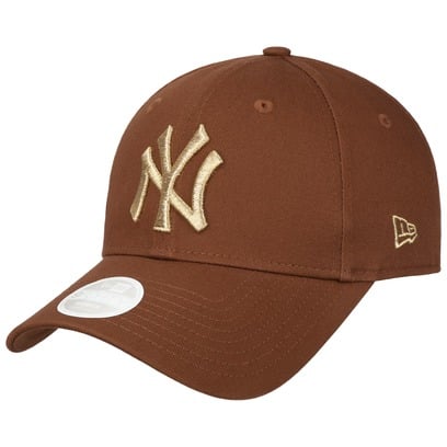 9Forty Metallic Yankees Logo Cap by New Era
